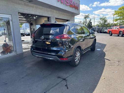 2019 Nissan Rogue S