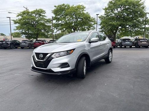 2022 Nissan Rogue Sport S