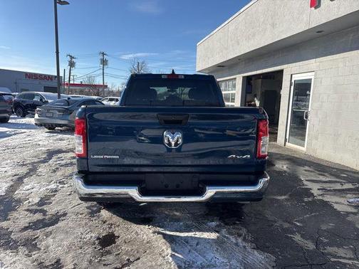 Patriot Blue Pearlcoat 2023 RAM 1500 Big Horn/Lone Star