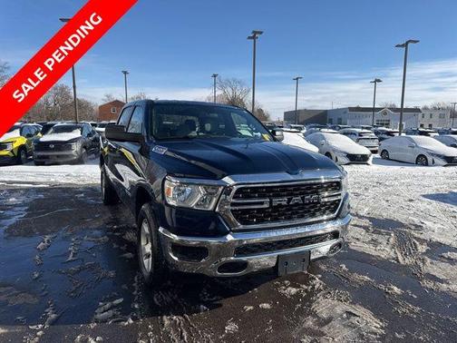 Patriot Blue Pearlcoat 2023 RAM 1500 Big Horn/Lone Star