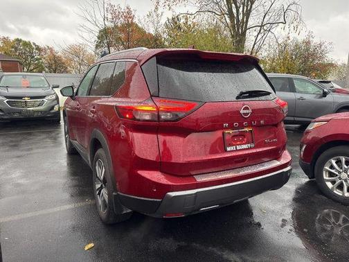2024 Nissan Rogue SL