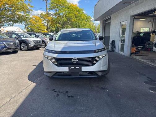 2025 Nissan Murano SV