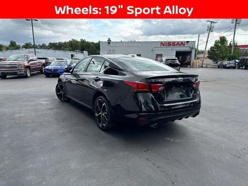 2023 Nissan Altima SR Intelligent AWD