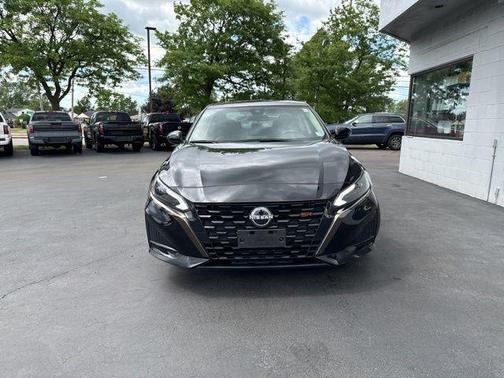 2023 Nissan Altima SR Intelligent AWD