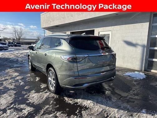 2022 Buick Enclave AWD Avenir