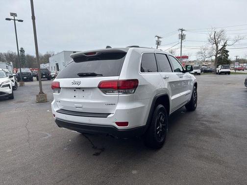 Bright White Clearcoat 2020 Jeep Grand Cherokee Laredo