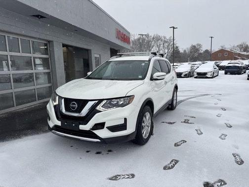 2020 Nissan Rogue SV