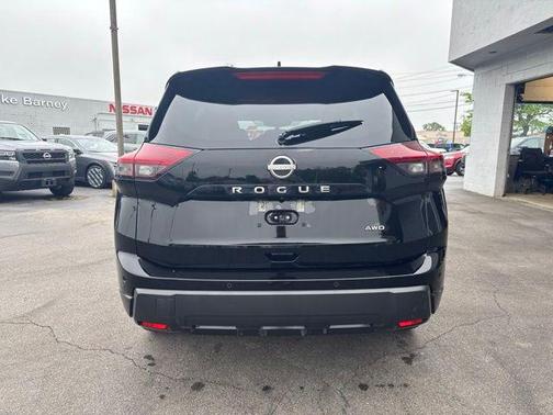 Super Black 2024 Nissan Rogue S