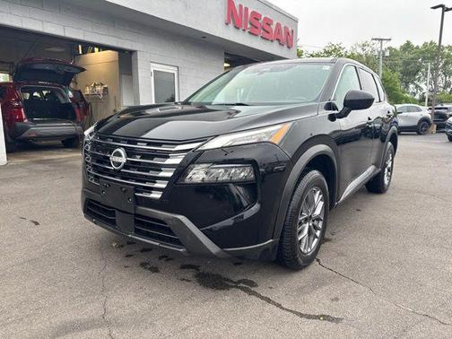 Super Black 2024 Nissan Rogue S