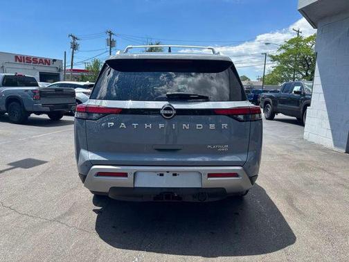 Boulder Gray Pearl 2024 Nissan Pathfinder Platinum 4WD
