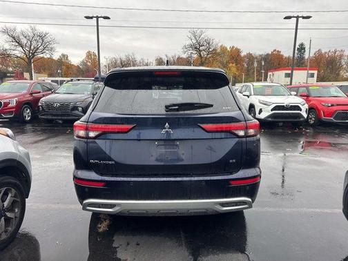 2024 Mitsubishi Outlander 