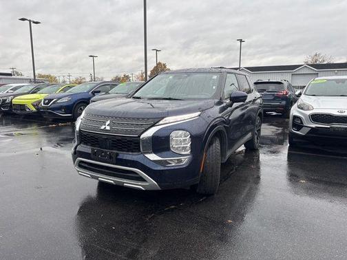 2024 Mitsubishi Outlander 