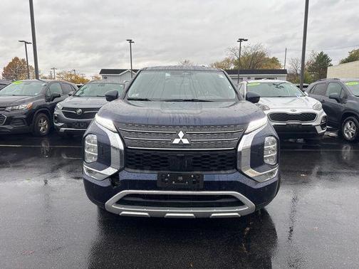 2024 Mitsubishi Outlander 