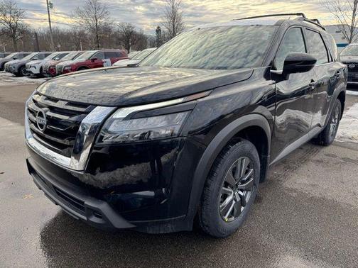 2025 Nissan Pathfinder SV 4WD