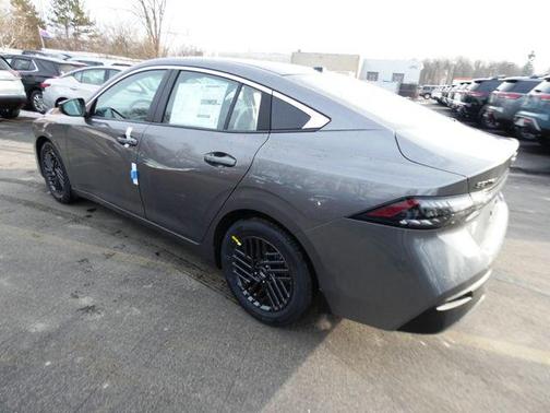 Gun Metallic 2026 Nissan Sentra SV