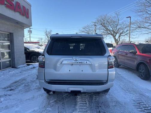 2024 Toyota 4Runner SR5