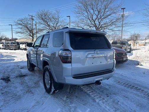 2024 Toyota 4Runner SR5