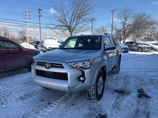 2024 Toyota 4Runner SR5