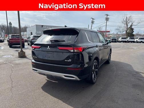 2025 Mitsubishi Outlander PHEV SE S-AWC