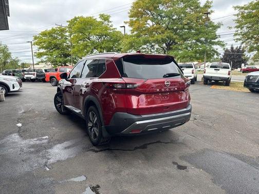 2022 Nissan Rogue SL