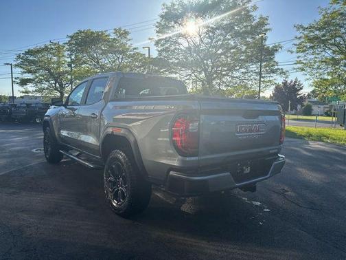 Sterling Metallic 2024 GMC Canyon Elevation