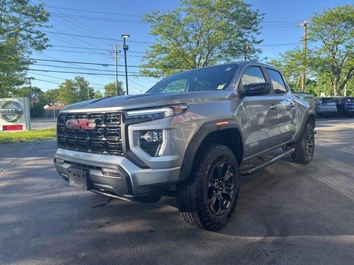 Sterling Metallic 2024 GMC Canyon Elevation