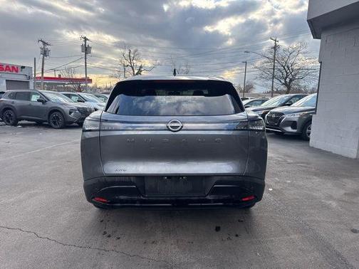 2025 Nissan Murano SV