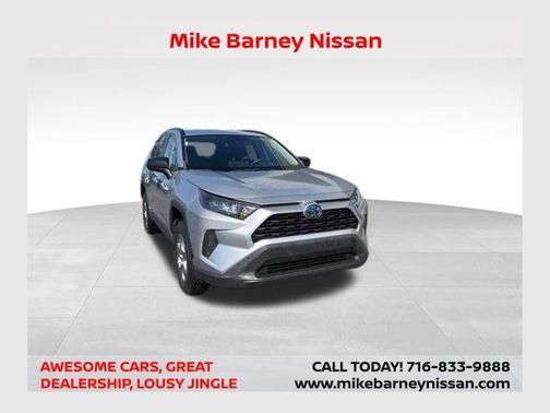 Silver Sky Metallic 2022 Toyota RAV4 Hybrid LE