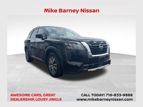 Super Black 2025 Nissan Pathfinder SL 4WD