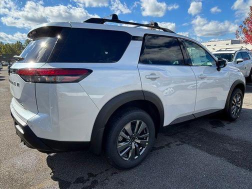 2025 Nissan Pathfinder SV 4WD