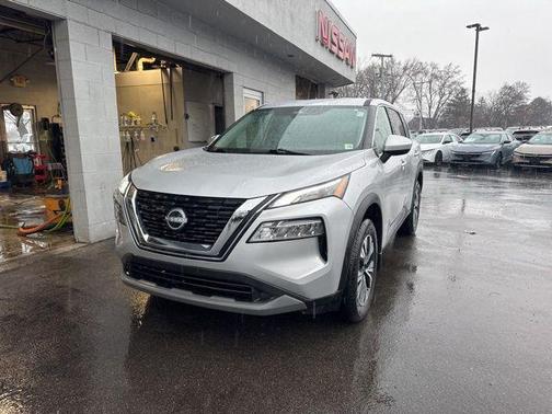 Brilliant Silver Metallic 2023 Nissan Rogue SV