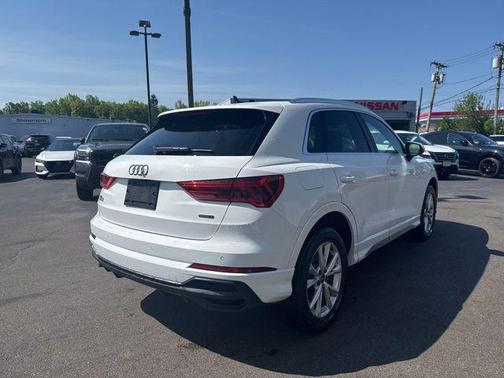 White 2024 Audi Q3 Premium 45 TFSI S line quattro Tiptronic