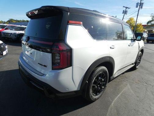 2025 Nissan Armada PRO-4X 4WD