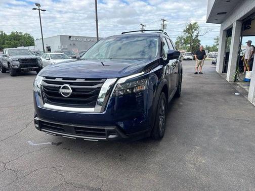 Deep Ocean Blue Pearl 2024 Nissan Pathfinder SV 4WD