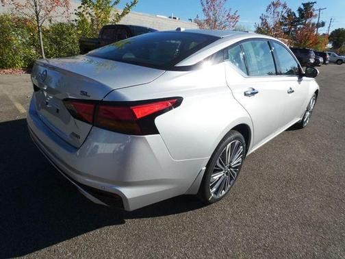 2025 Nissan Altima 2.5 SL