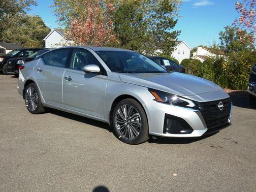 2025 Nissan Altima 2.5 SL