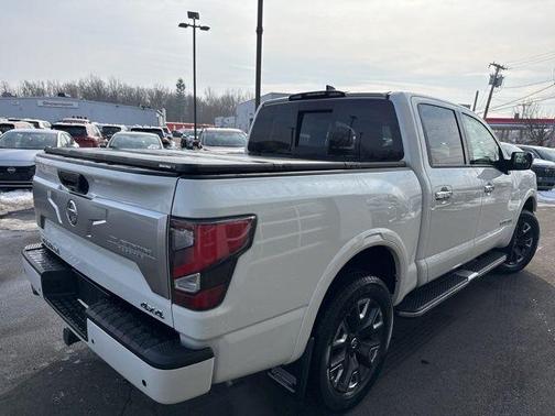 2022 Nissan Titan Platinum Reserve