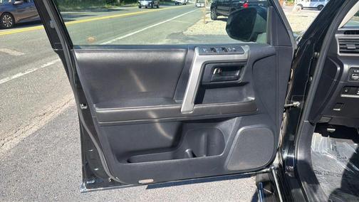 Black 2010 Toyota 4Runner SR5