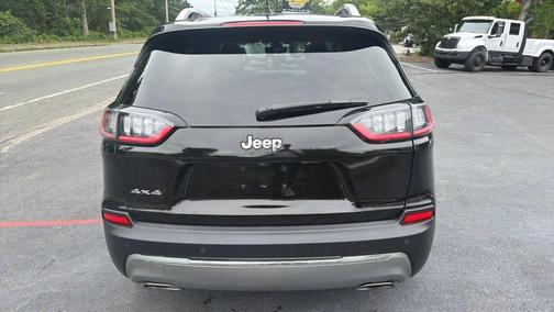 Black 2019 Jeep Cherokee Limited