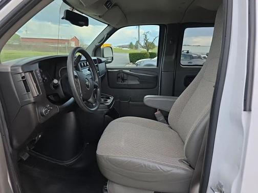 2014 Chevrolet Express 3500 LS