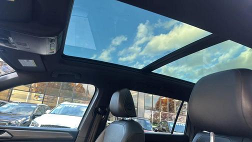 2022 Volkswagen Tiguan 2.0T SE R-Line Black 4MOTION