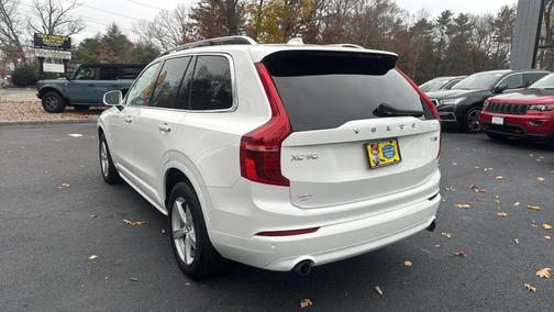 2019 Volvo XC90 T5 Momentum