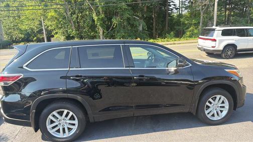 Predawn Gray Mica 2015 Toyota Highlander LE