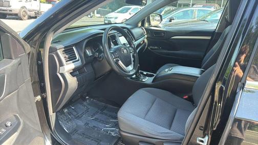 Predawn Gray Mica 2015 Toyota Highlander LE