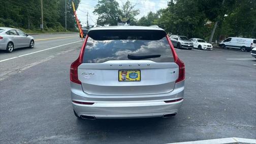 2020 Volvo XC90 T6 Momentum