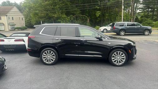 2022 Cadillac XT6 Premium Luxury AWD