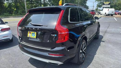 2018 Volvo XC90 T6 Momentum