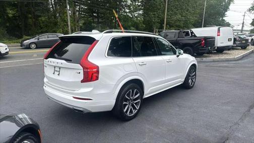 2019 Volvo XC90 T6 Momentum