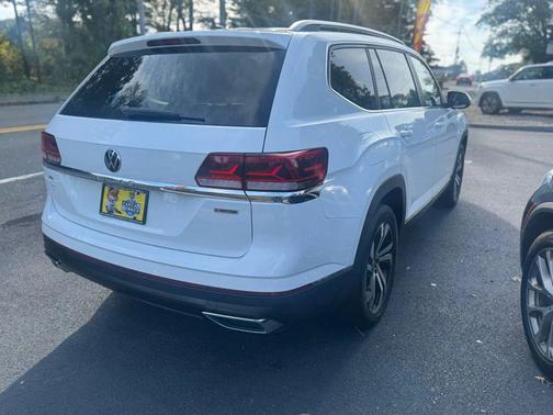 2022 Volkswagen Atlas 2.0T SEL