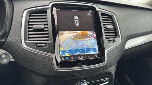 2024 Volvo XC90 B5 Core Bright Theme